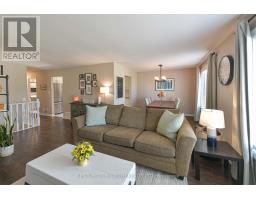 Bathroom - 49 Bond Street, Orillia, ON L3V1J6 Photo 6