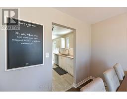 Bedroom 3 - 49 Bond Street, Orillia, ON L3V1J6 Photo 8
