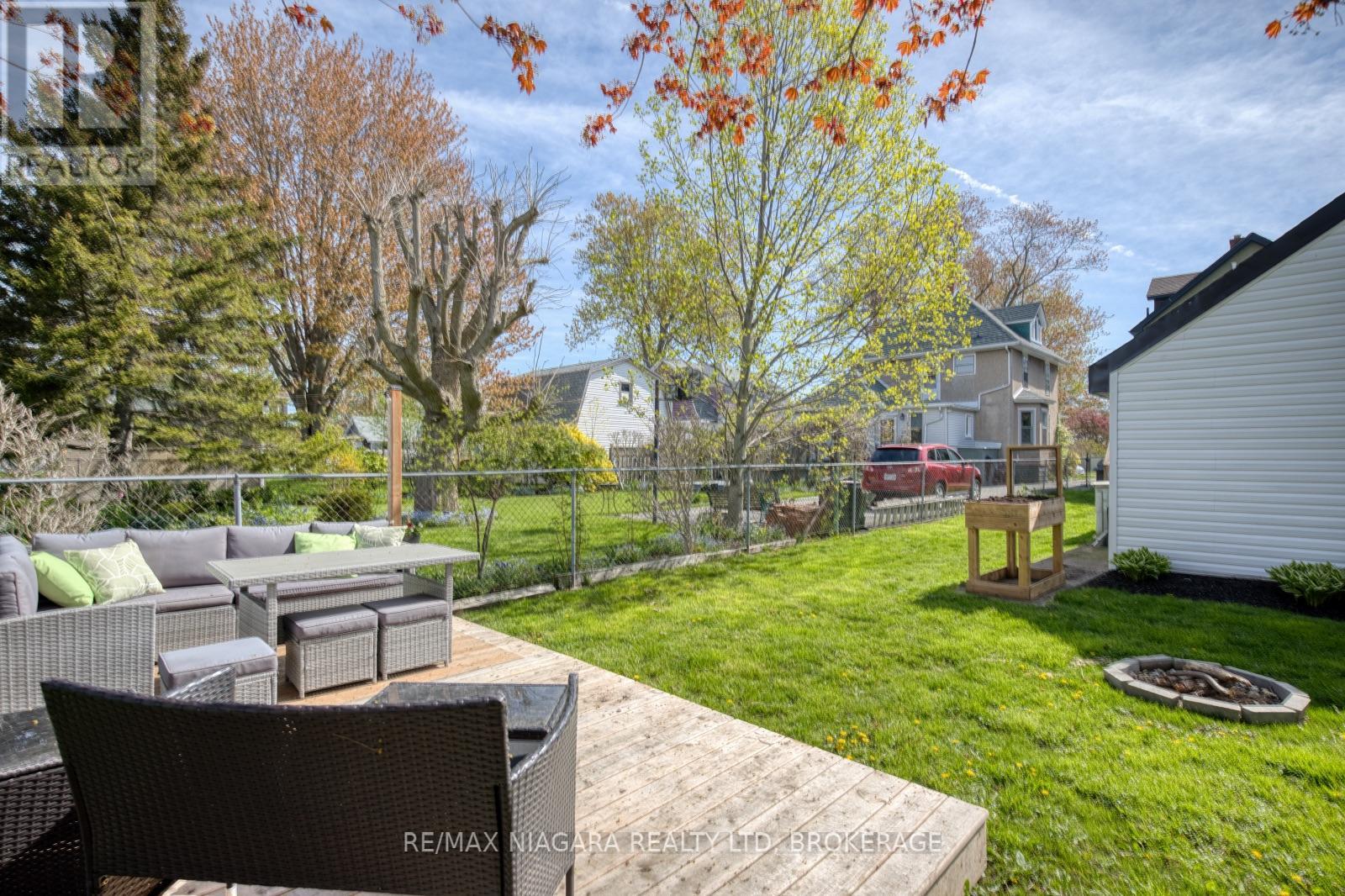168 STEELE STREET - Image 12