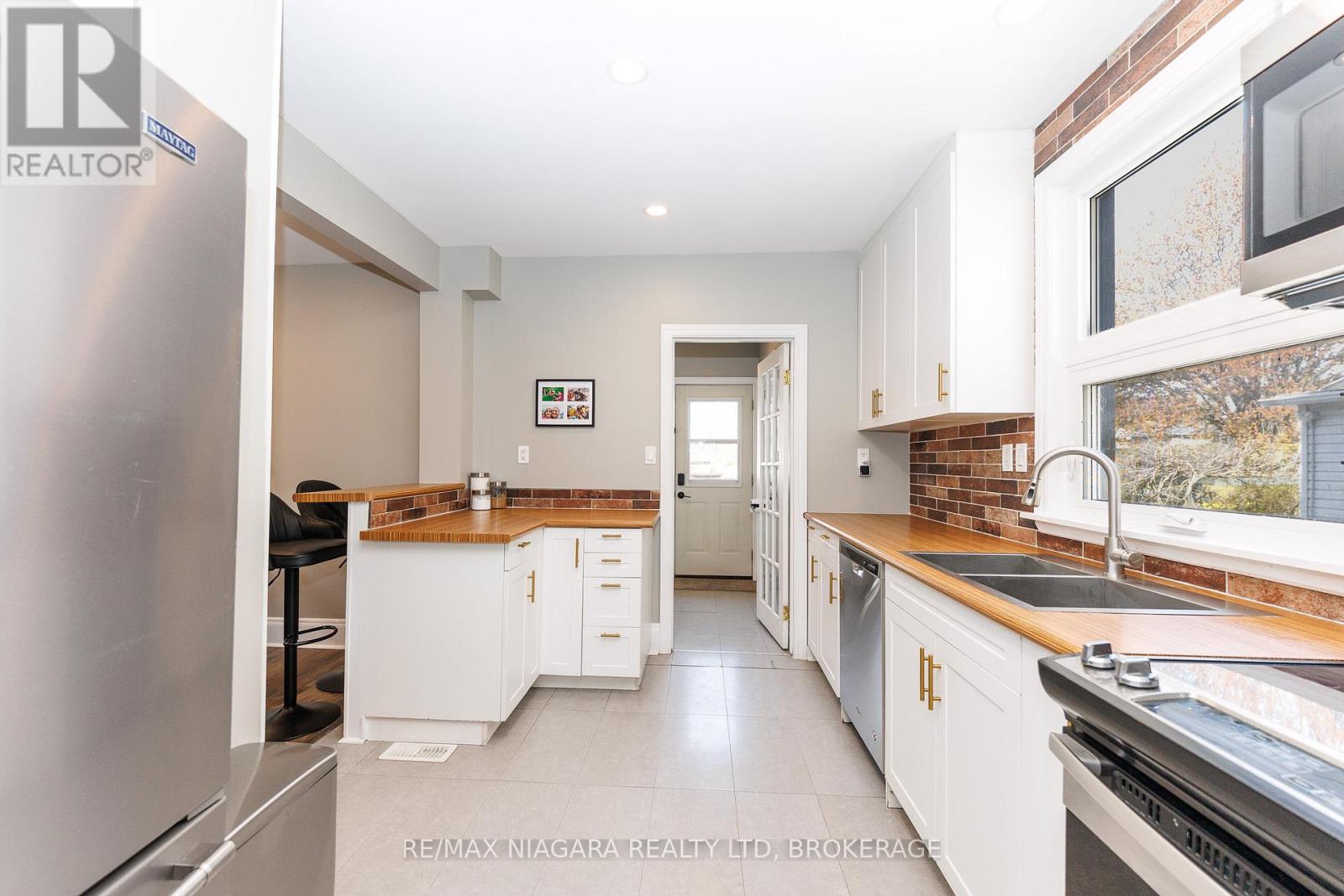 168 STEELE STREET - Image 23