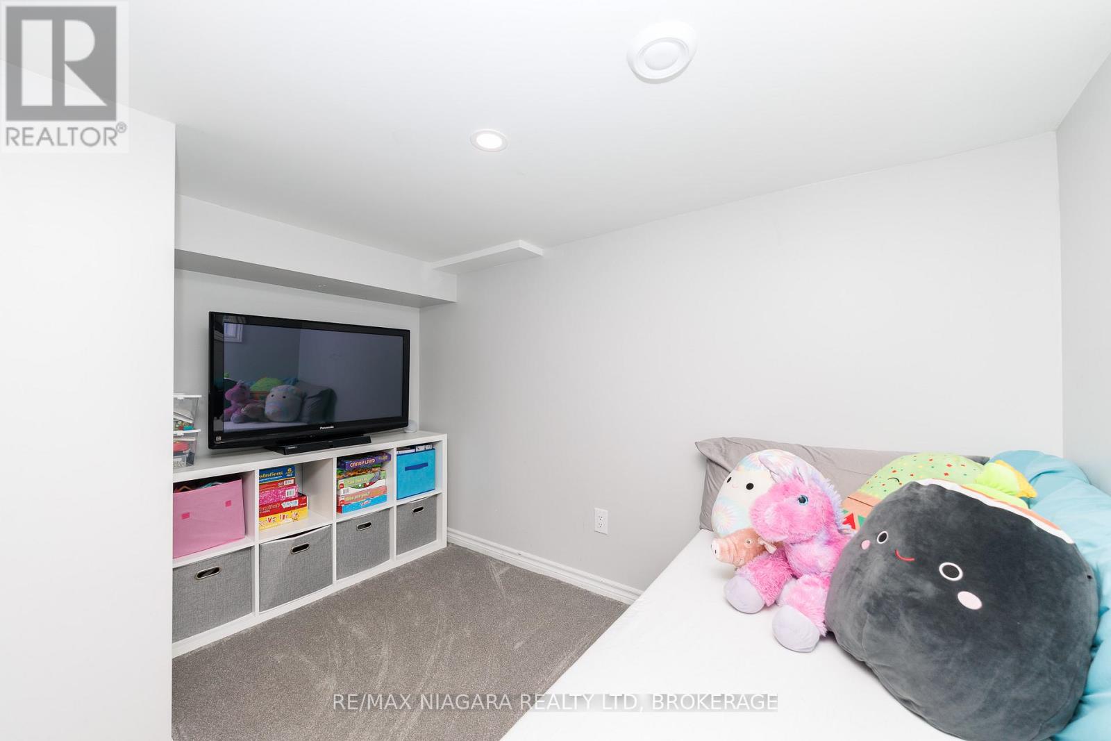 168 STEELE STREET - 37