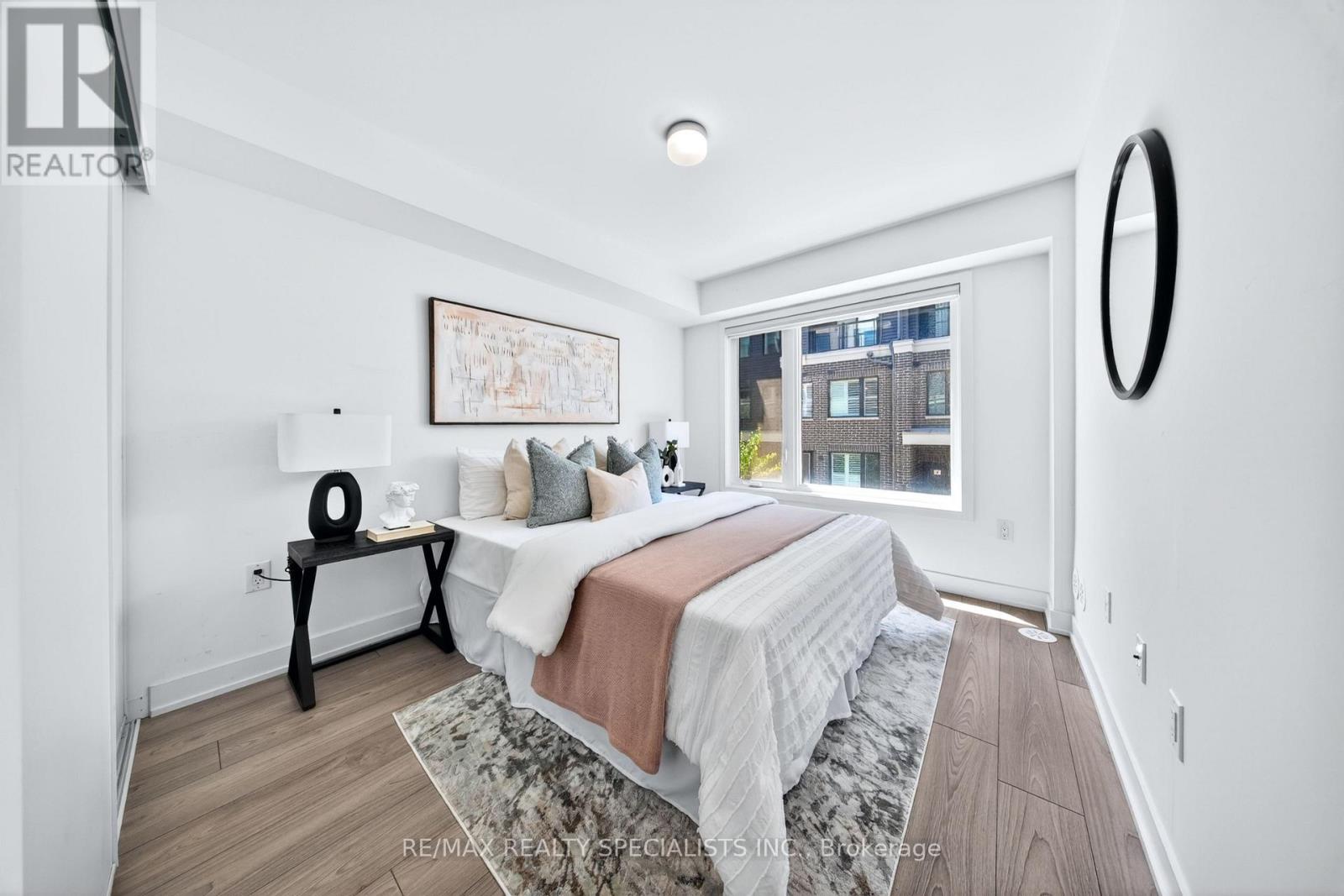 #28 3472 WIDDICOMBE WAY - 22