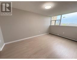 327 - 1050 Stainton Drive, Mississauga, ON L5C2T7 Photo 8