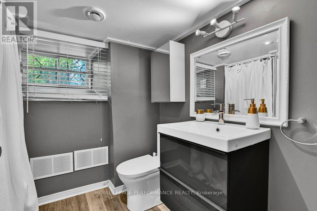 4 Bed, 4 Bath House for Sale in Ottawa – 168 STEWART STREET W, Ottawa – MLS# X13432404 - Image 56