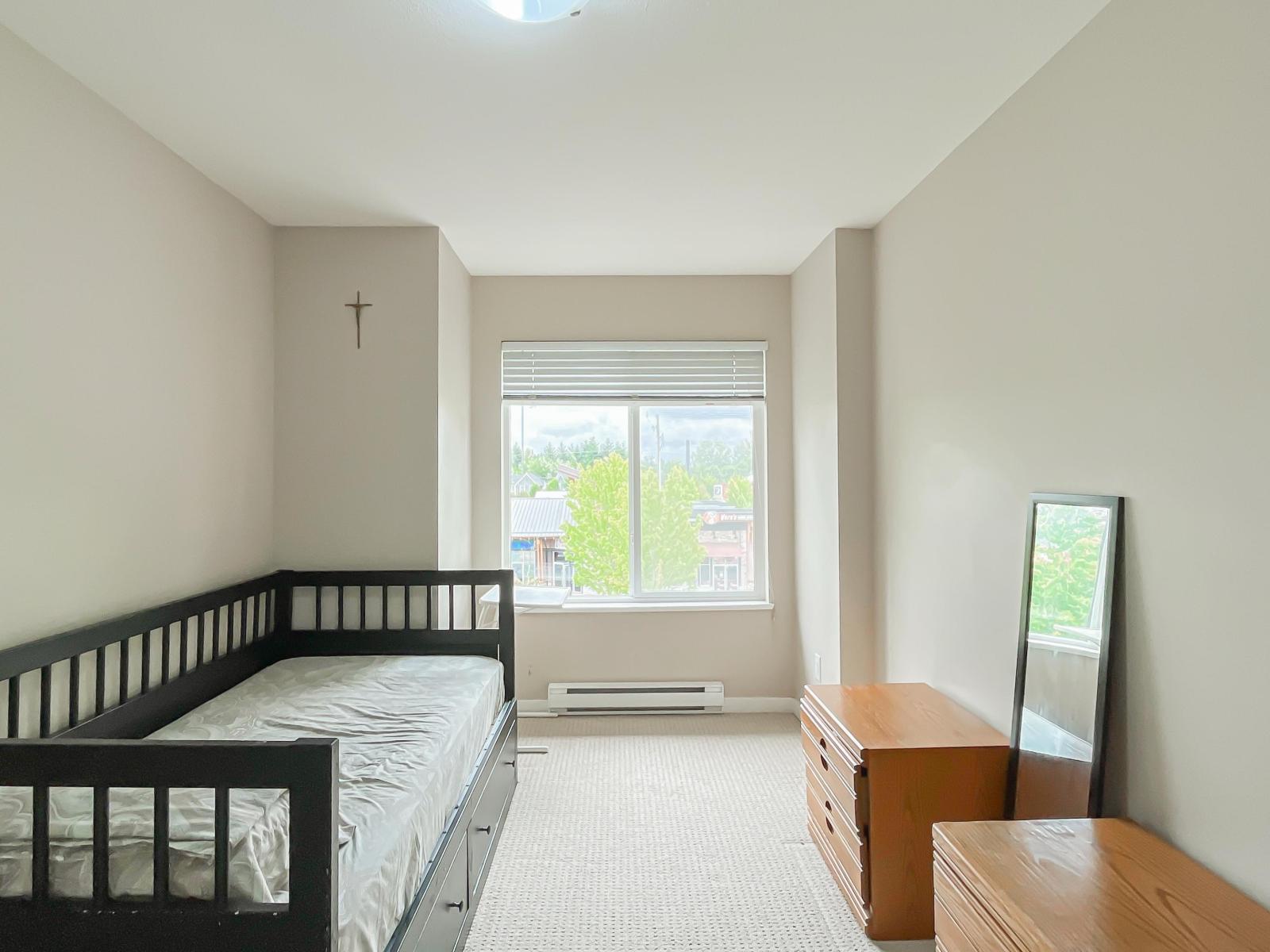 3 Bed, 2 Bath Apartment for Sale in Surrey – 191 18701 66 AVENUE, Surrey – MLS# R3153423 - Image 6