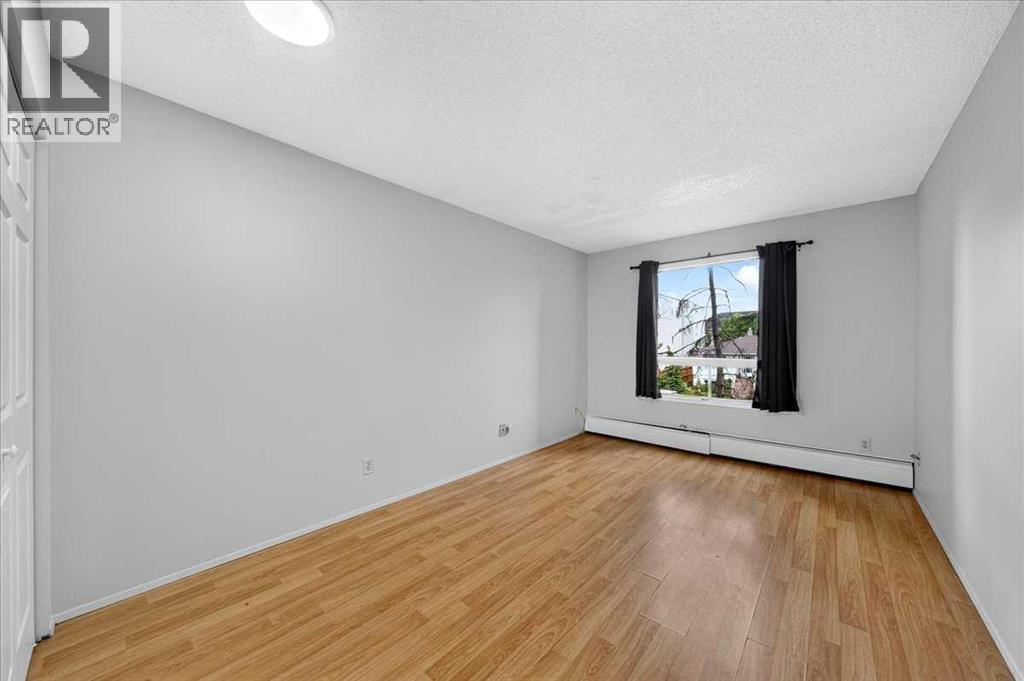 #203 1712 38 Street SE - 19