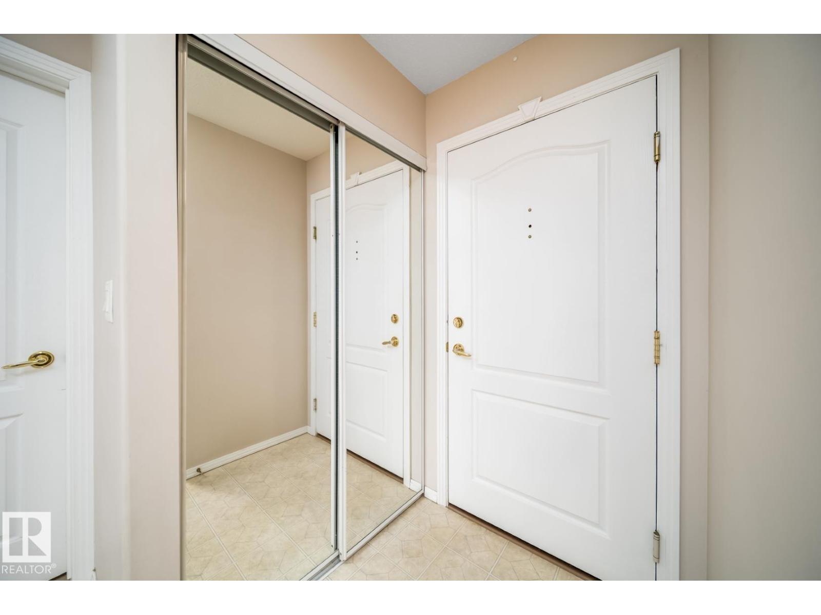 #209 8912 156 ST NW - 5