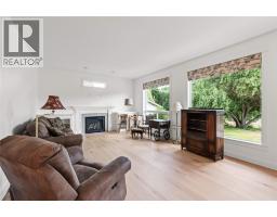 Mud room - 3404 Mckechnie Drive, Armstrong, BC V4Y0X6 Photo 12