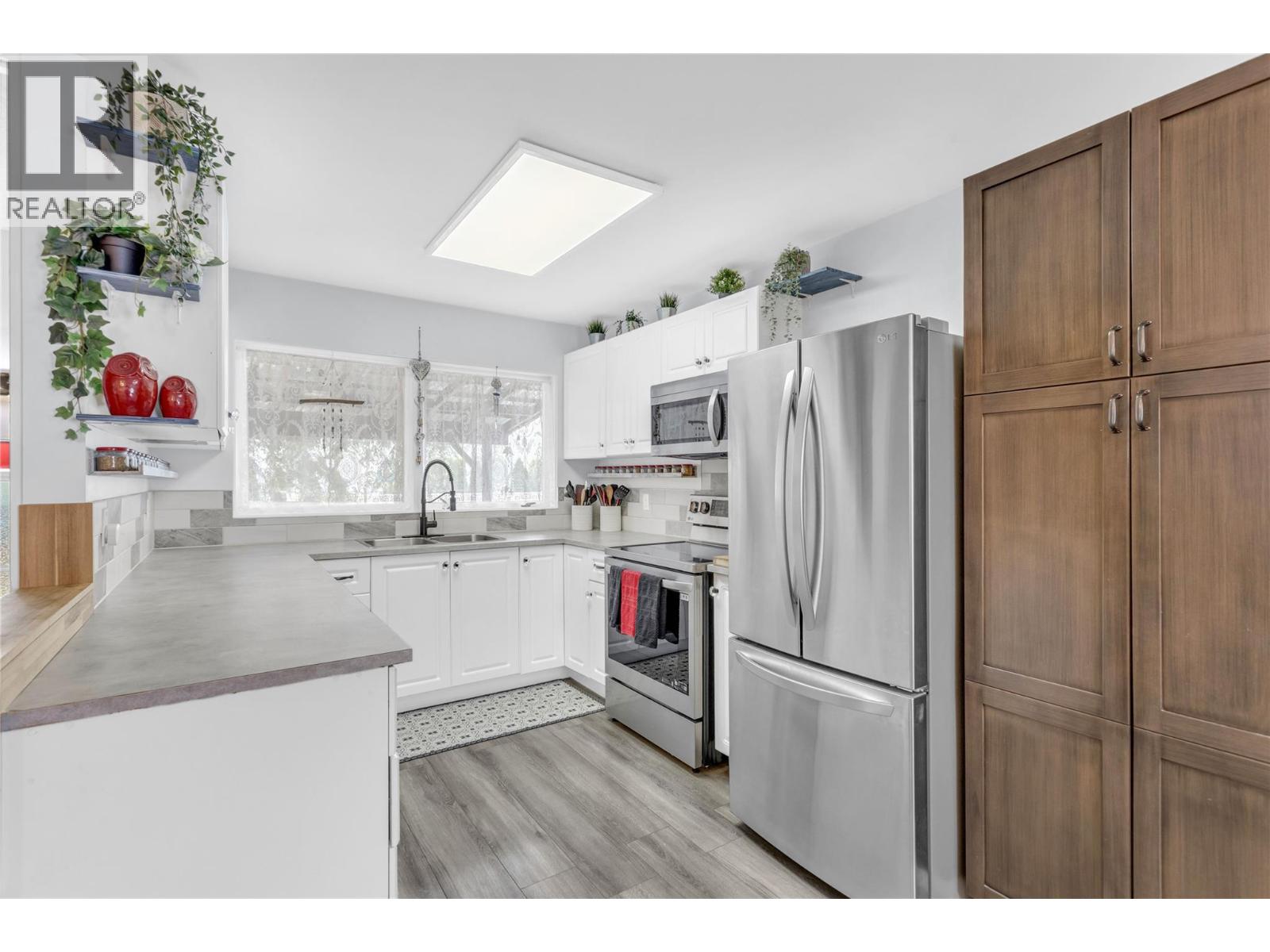 4202 26 Avenue, Vernon