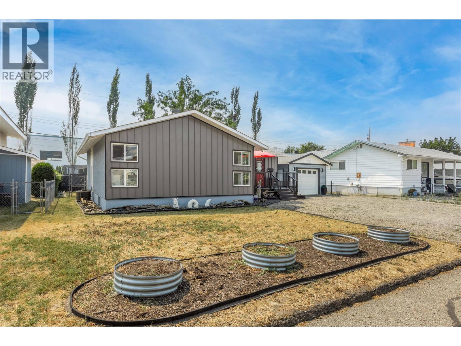 4202 26 Avenue, Vernon