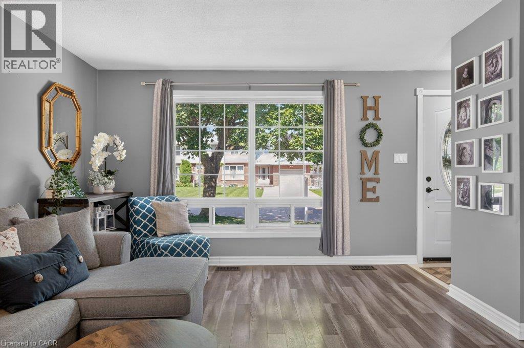 60 ELFORD Crescent - 11