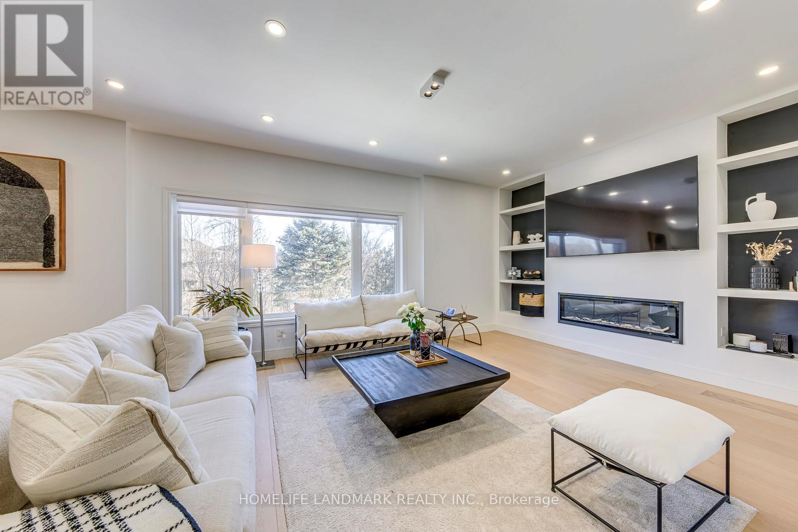 1516 PINERY CRESCENT - 11