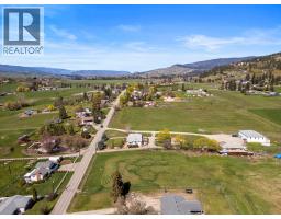 2455 East Vernon Road, Vernon, BC V1B3A6 Photo 8