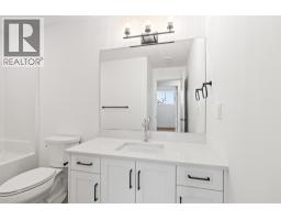 Primary Bedroom - 7005 Manning Place, Vernon, BC V1B0B6 Photo 14