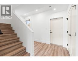 Foyer - 7005 Manning Place, Vernon, BC V1B0B6 Photo 19