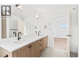 7005 Manning Place, Vernon, BC V1B0B6 Photo 31