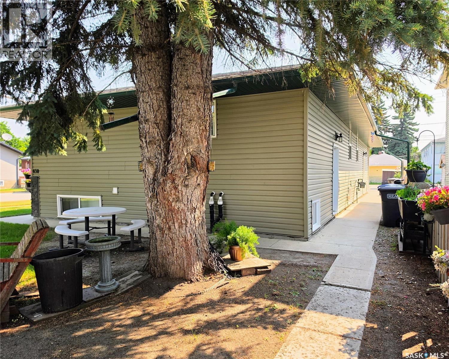 638 7th STREET - 34