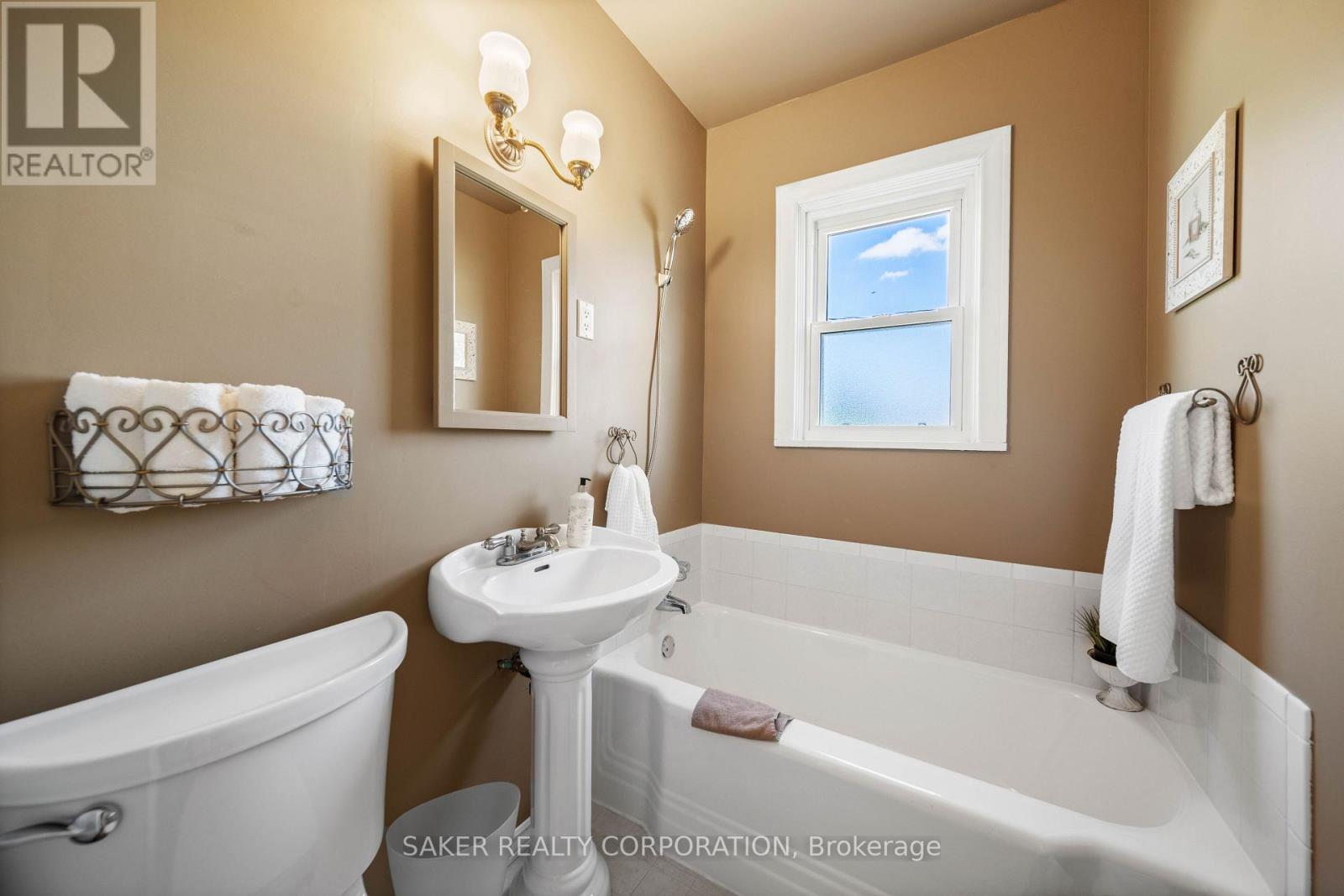 6770 JAMES STREET - Image 17