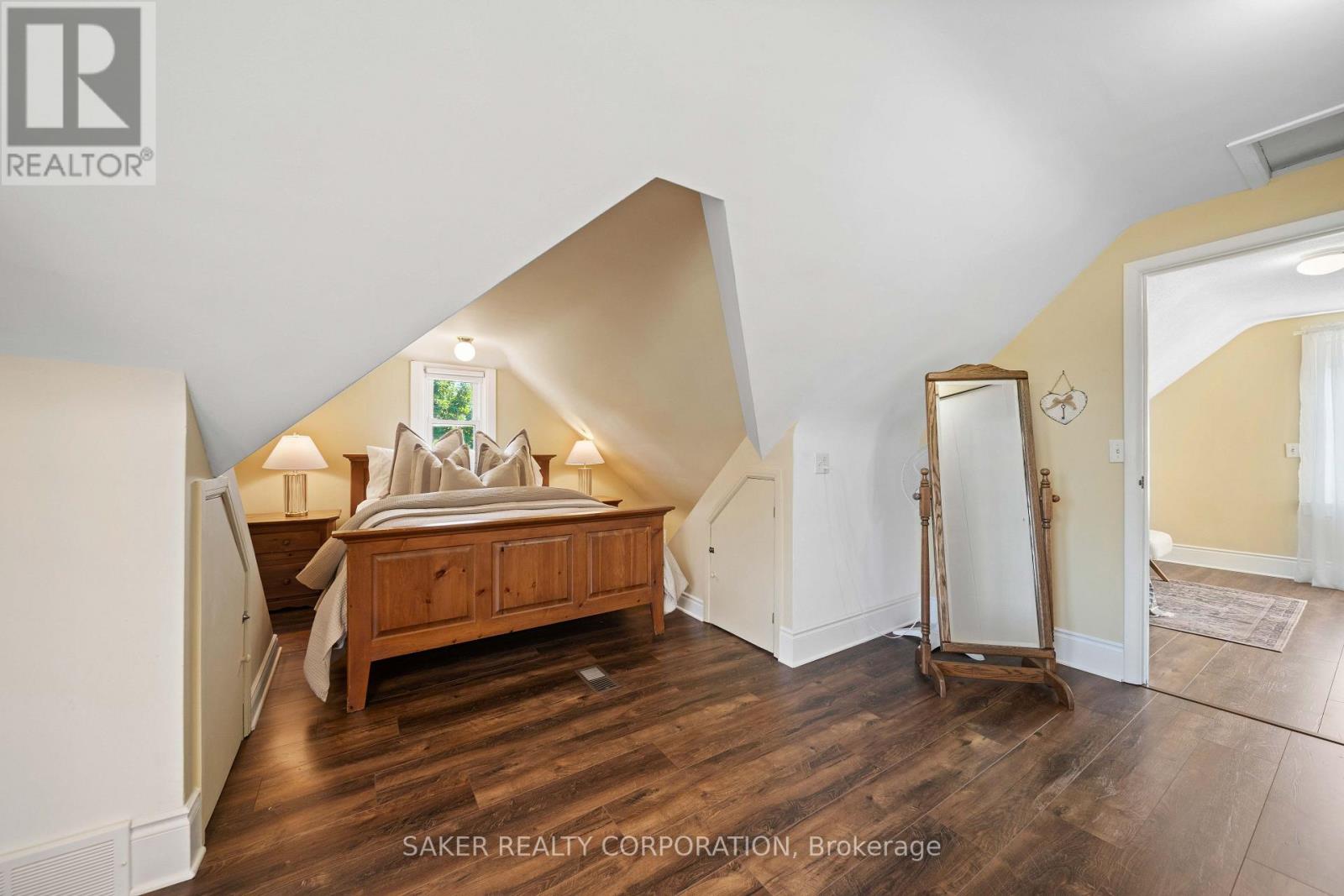 6770 JAMES STREET - 23