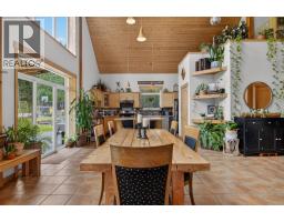 Kitchen - 1124 Fish Lake Road, Summerland, BC V0H1Z8 Photo 12