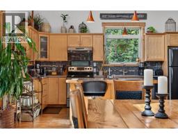 1124 Fish Lake Road, Summerland, BC V0H1Z8 Photo 20