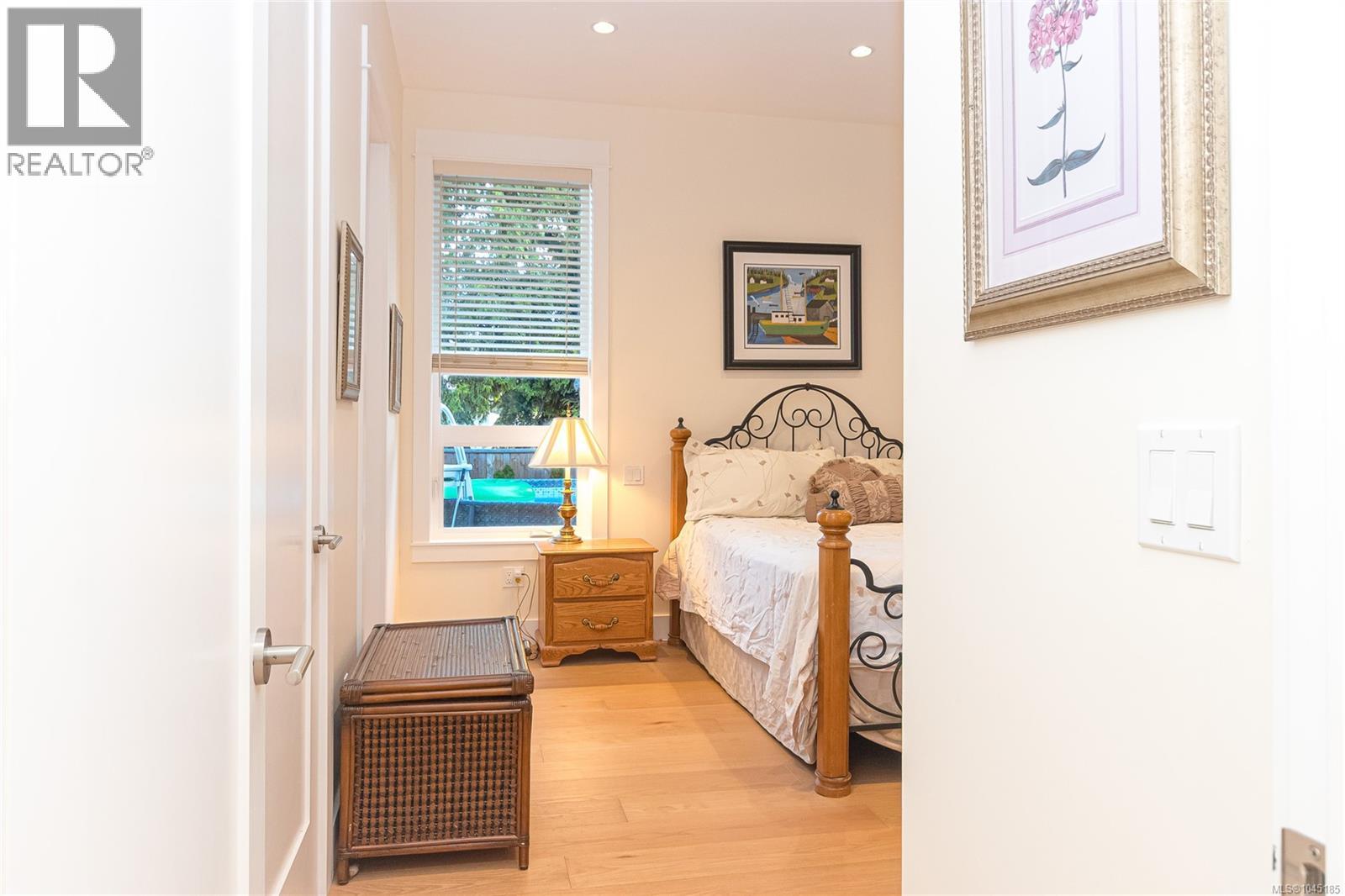 2104 Colinwood Rd - Image 19