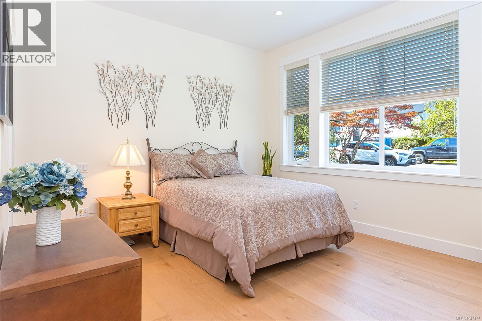 2104 Colinwood Rd - Image 24