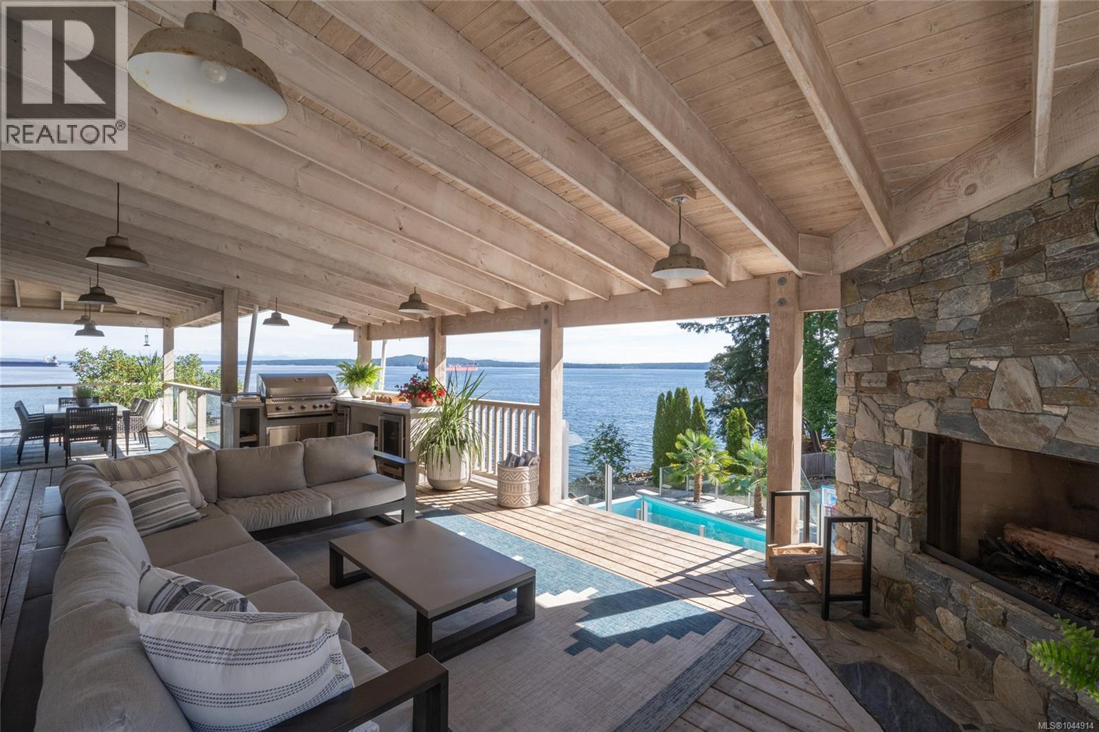3089 Cook St, Chemainus
