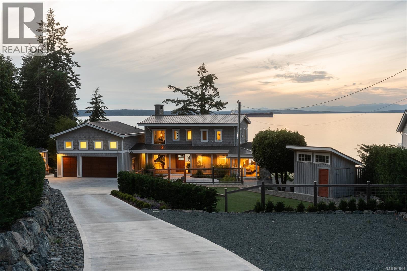 3089 Cook St, Chemainus