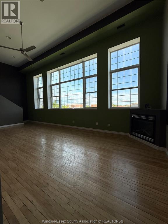 #301 647 Irvine AVENUE - 12