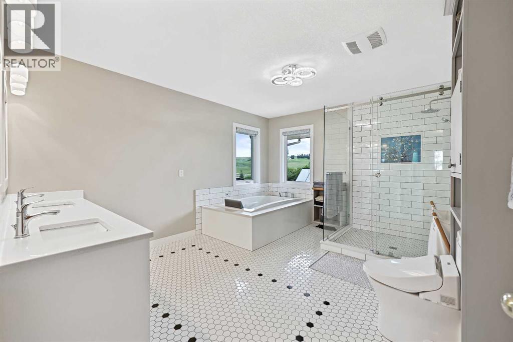 242125 8 Street E - Image 16
