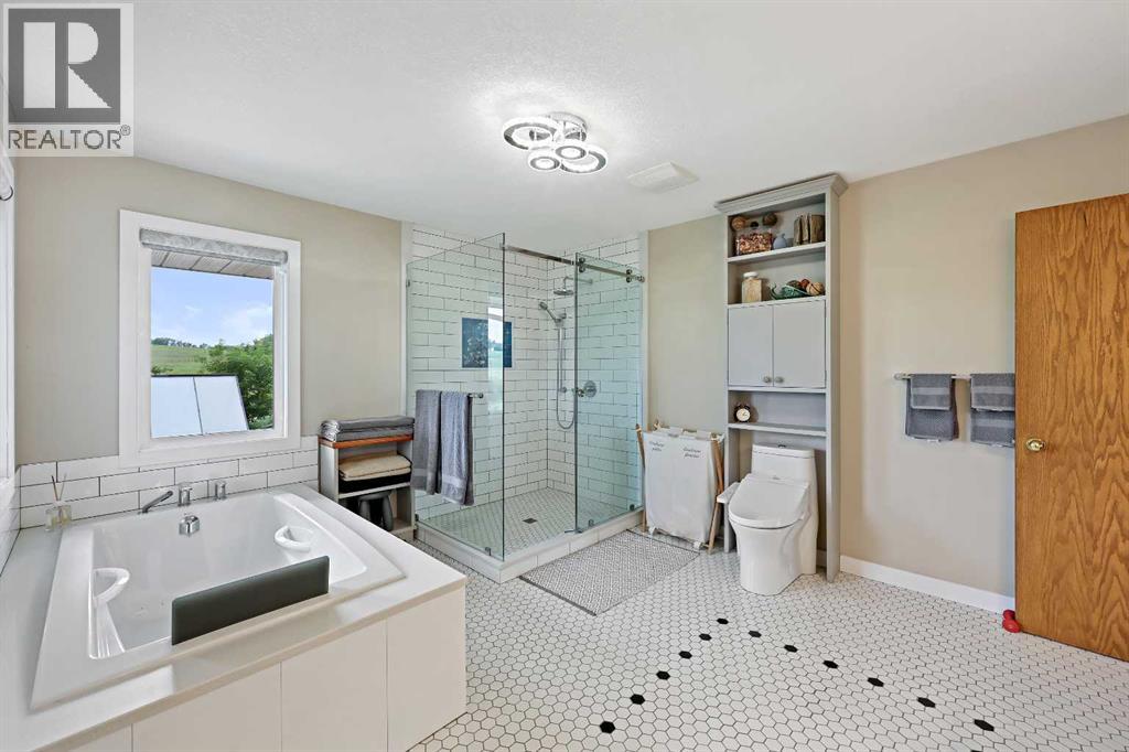 242125 8 Street E - Image 17