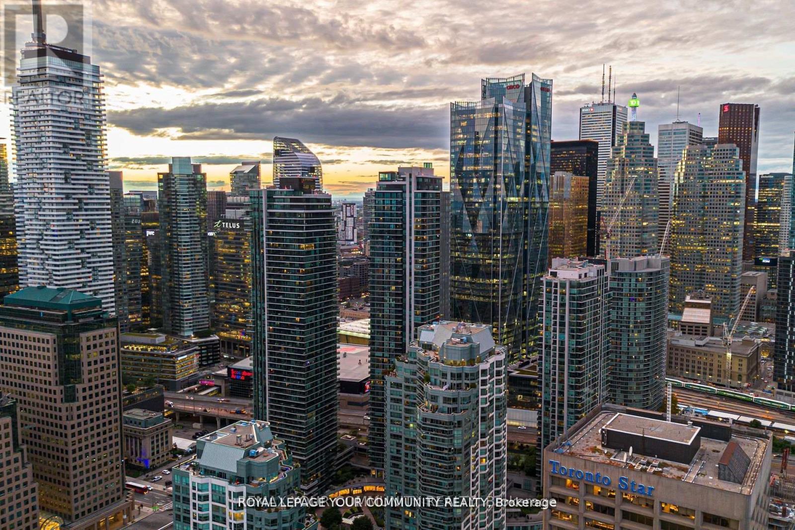 #2402 10 QUEENS QUAY W - 21