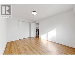 26 Fenside Drive, Toronto, ON M3A2V3 Photo 10