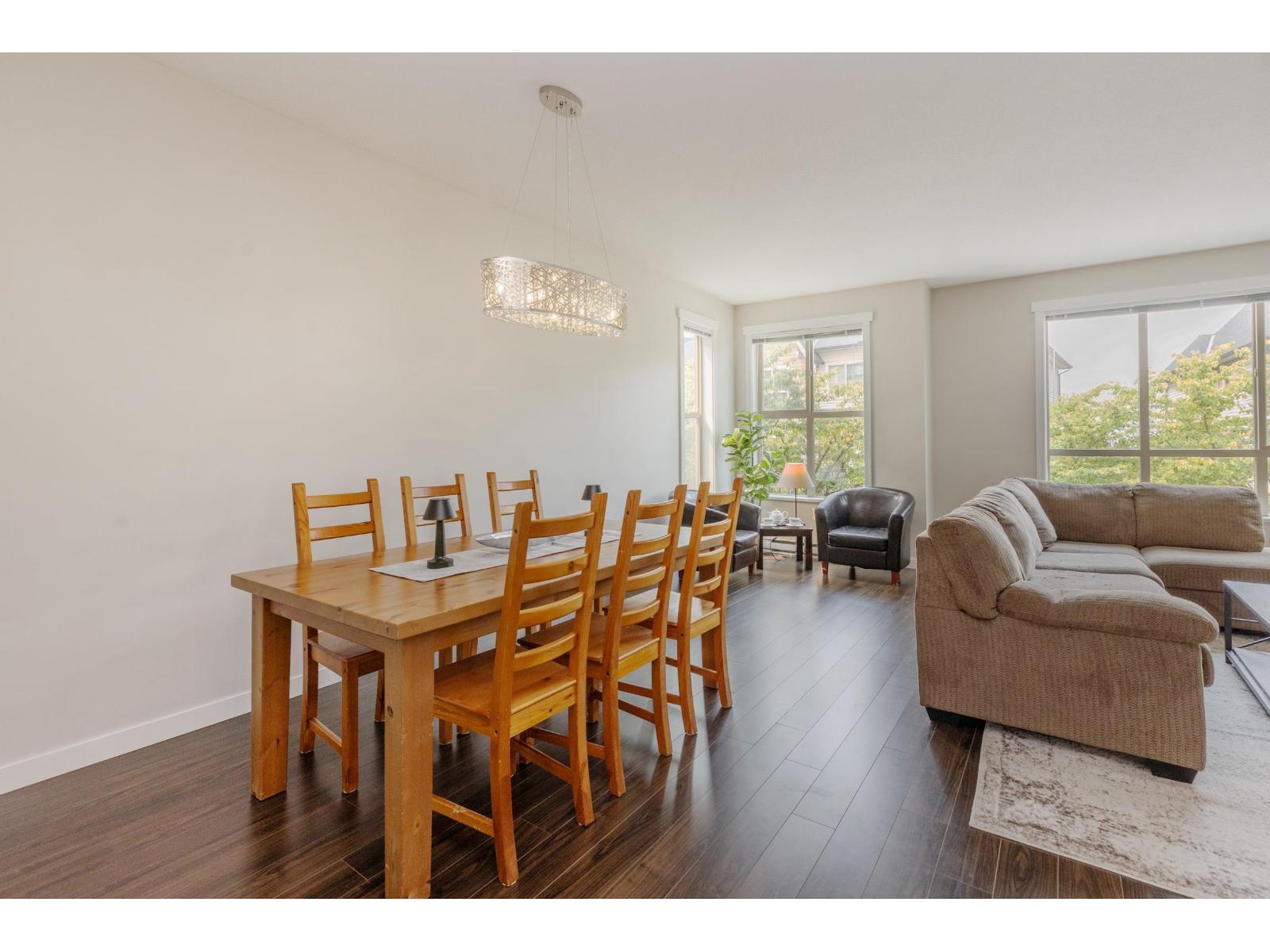 4 Bed, 4 Bath House for Sale in Delta – 22 10595 DELSOM CRESCENT, Delta – MLS# R3153377 - Image 4