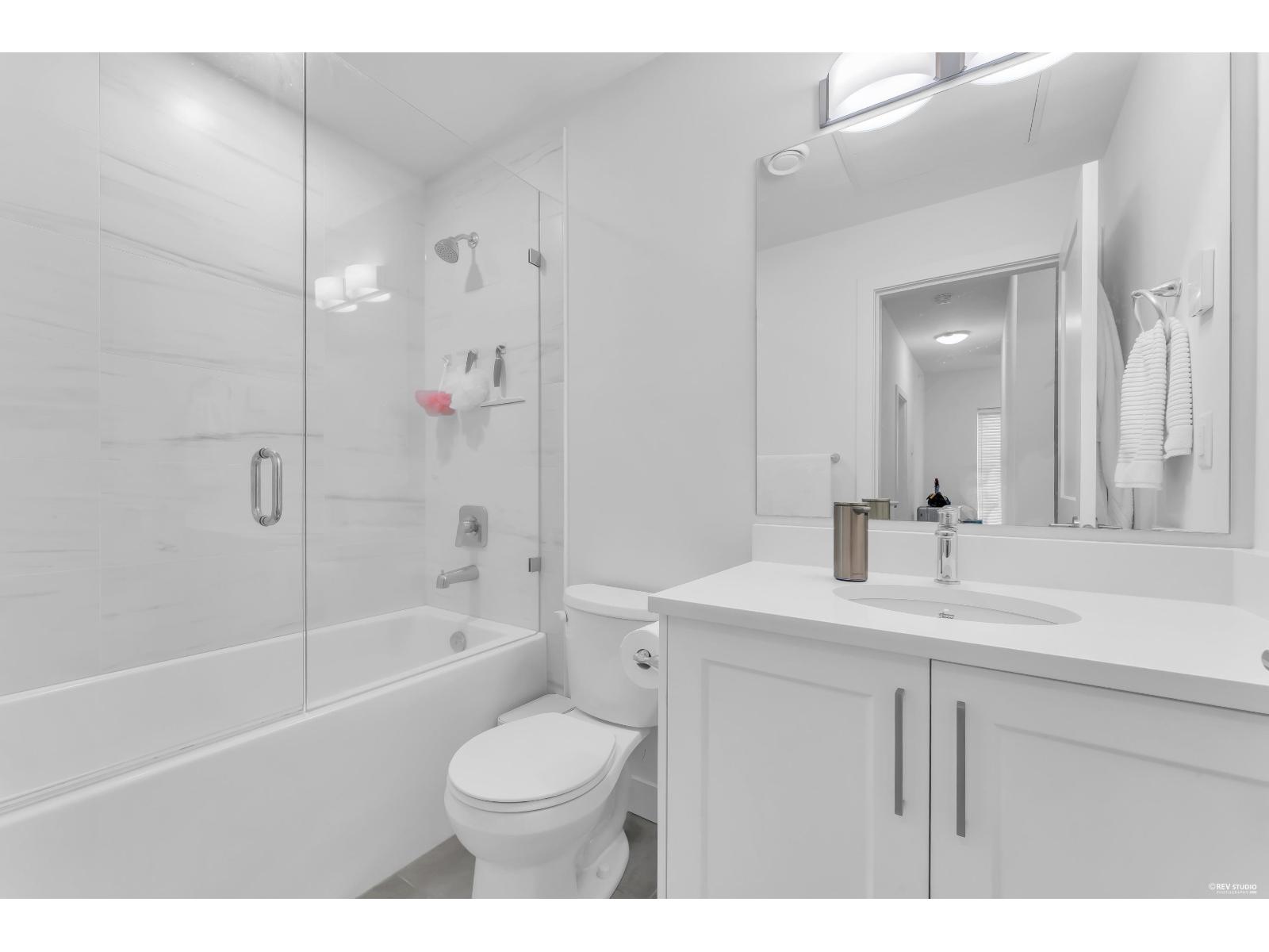 3 Bed, 3 Bath House for Sale in Abbotsford – 14 1419 MCCALLUM ROAD, Abbotsford – MLS# R3153427 - Image 8