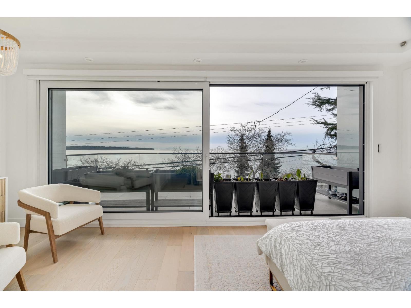 4 Bed, 6 Bath House for Sale in White Rock – 15377 MARINE DRIVE, White Rock – MLS# R3111540 - Image 45