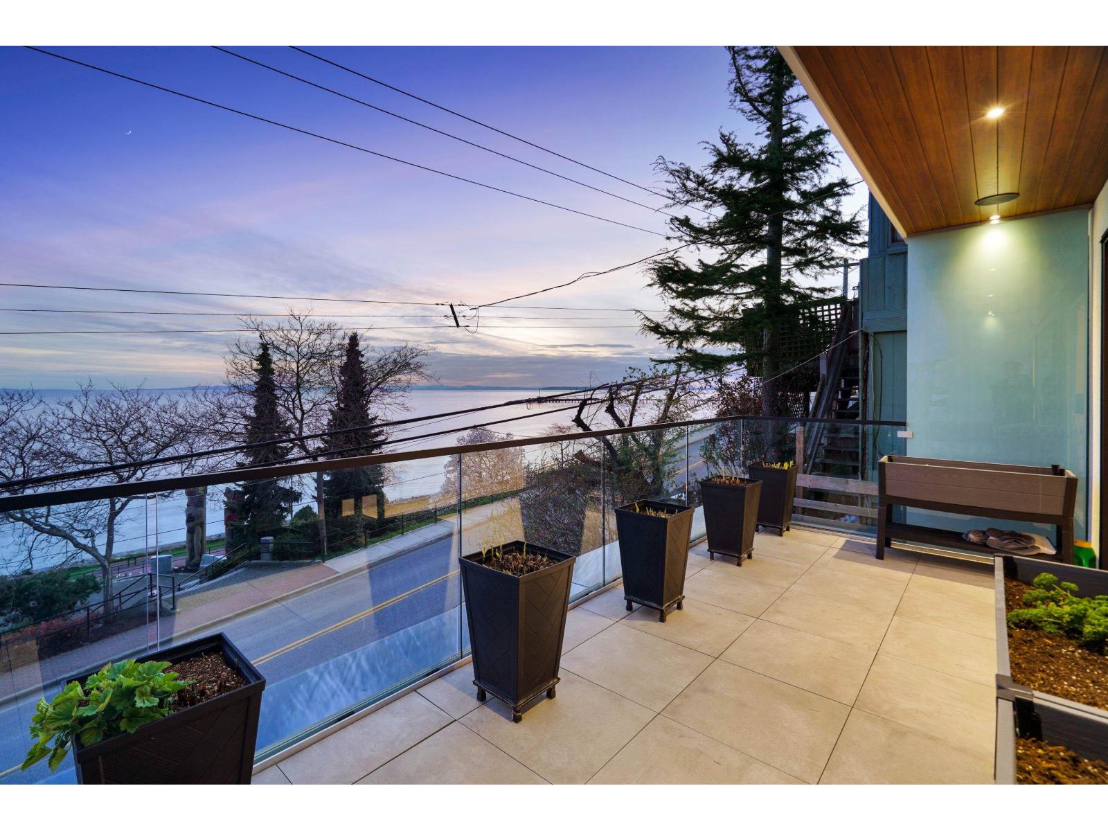 4 Bed, 6 Bath House for Sale in White Rock – 15377 MARINE DRIVE, White Rock – MLS# R3111540 - Image 15