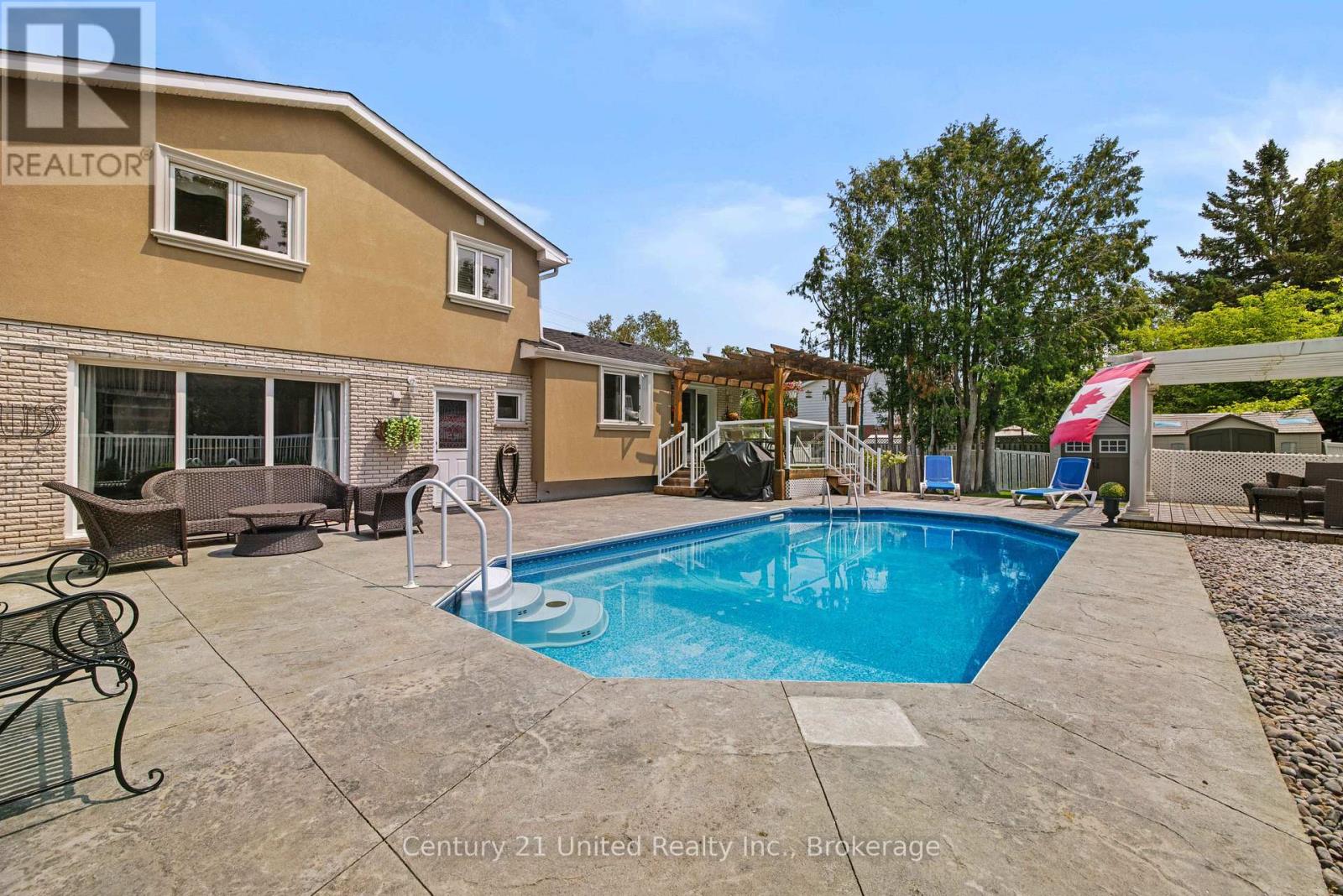 214 HILLVIEW DRIVE - Image 36