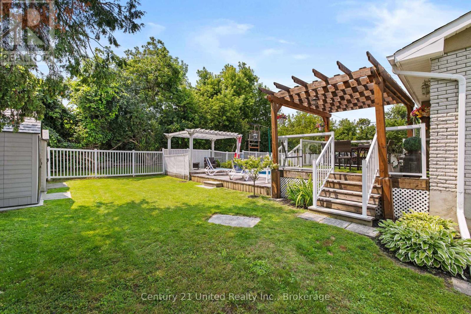 214 HILLVIEW DRIVE - Image 40