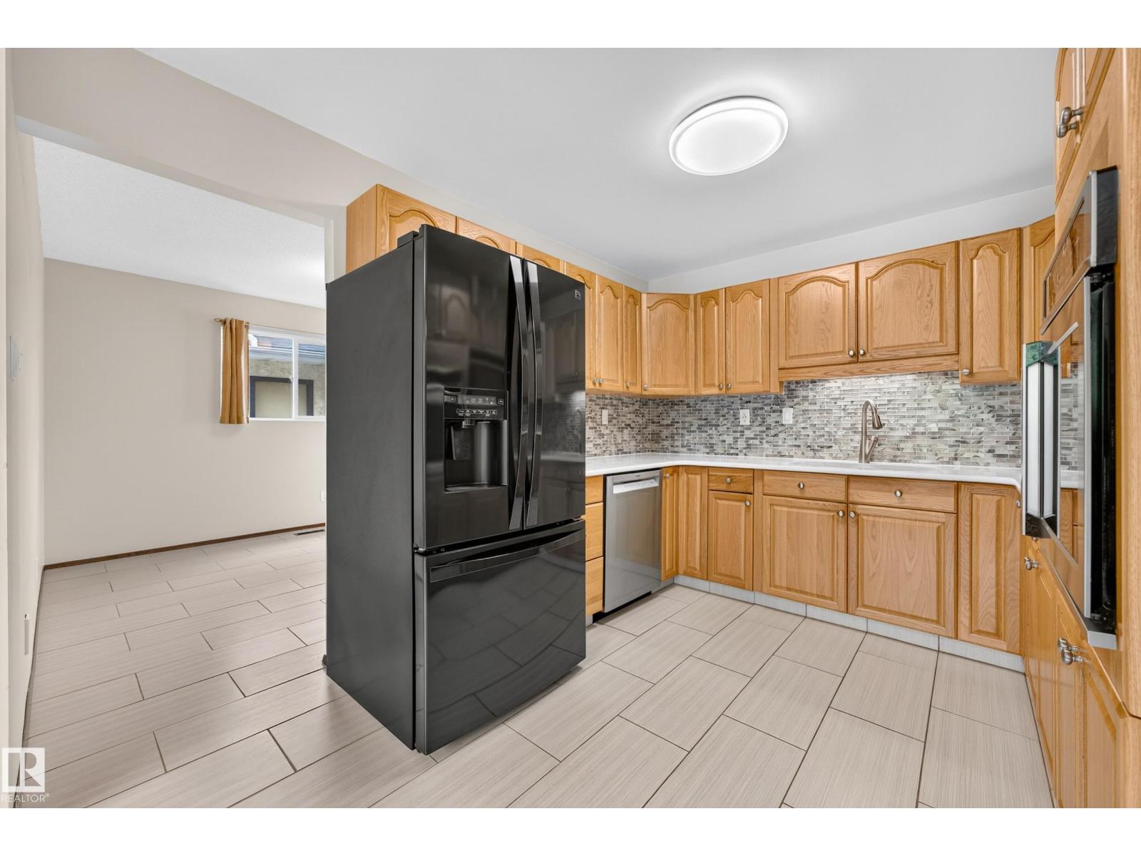11727 27 AV NW - 22