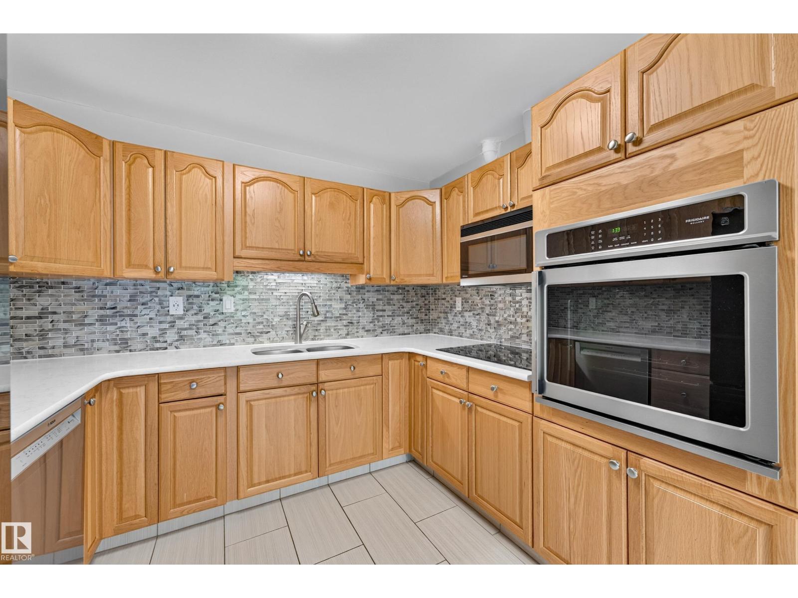 11727 27 AV NW - 24