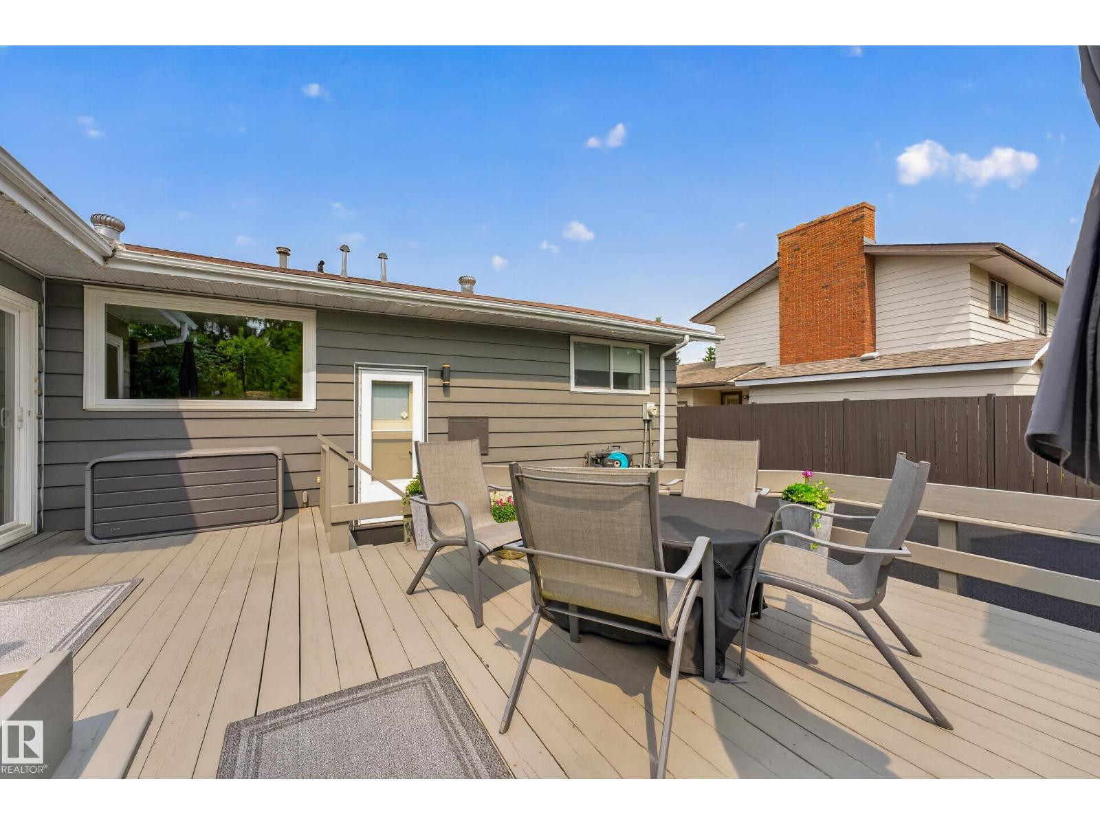 11727 27 AV NW - 70