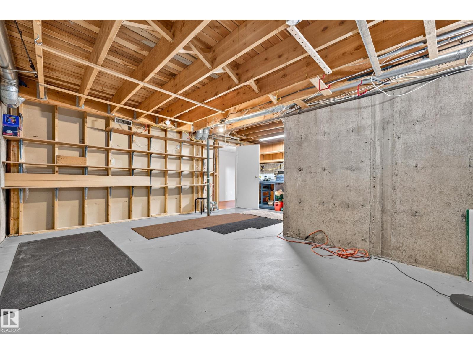 11727 27 AV NW - 56