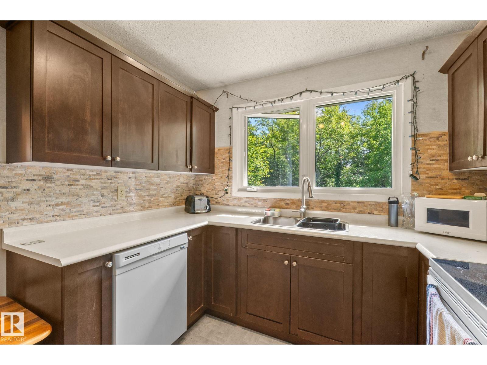 1315 69 Street NW - Photo 19