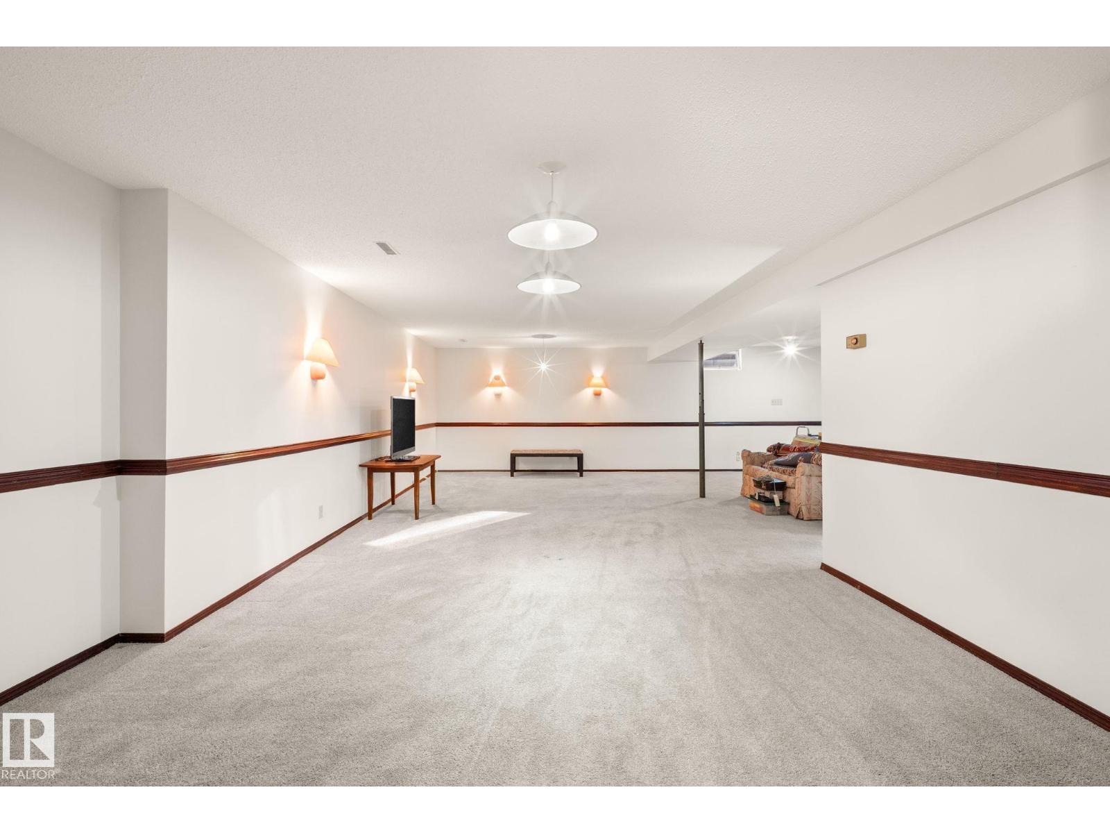 1315 69 Street NW - Photo 33
