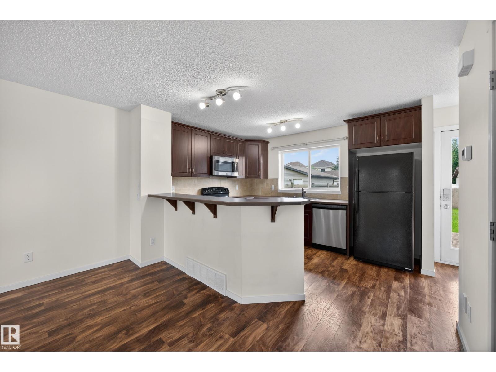 3634 12 ST NW - 10