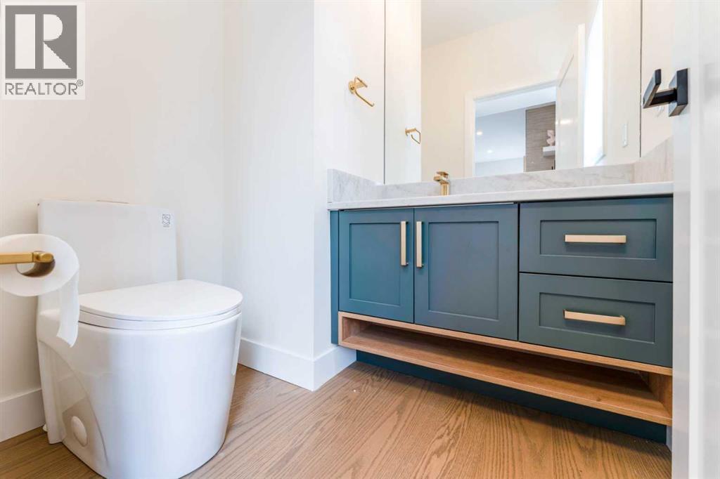 812 1 Street NW - 18