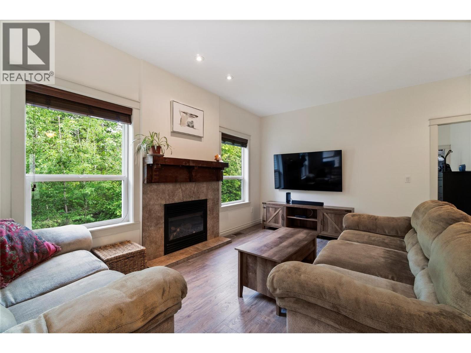 #32 801 20th Street NE - Image 11