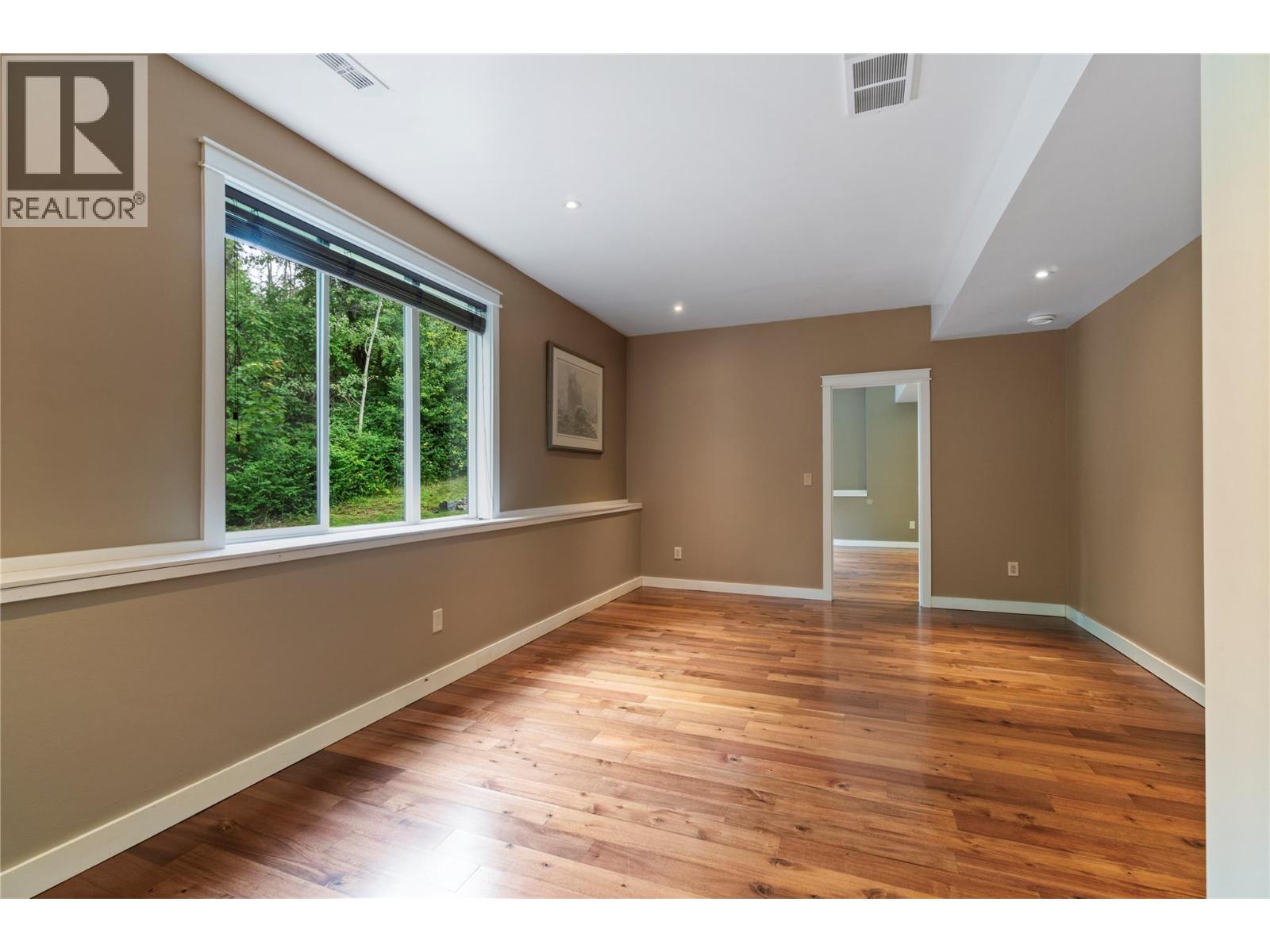 #32 801 20th Street NE - Image 38